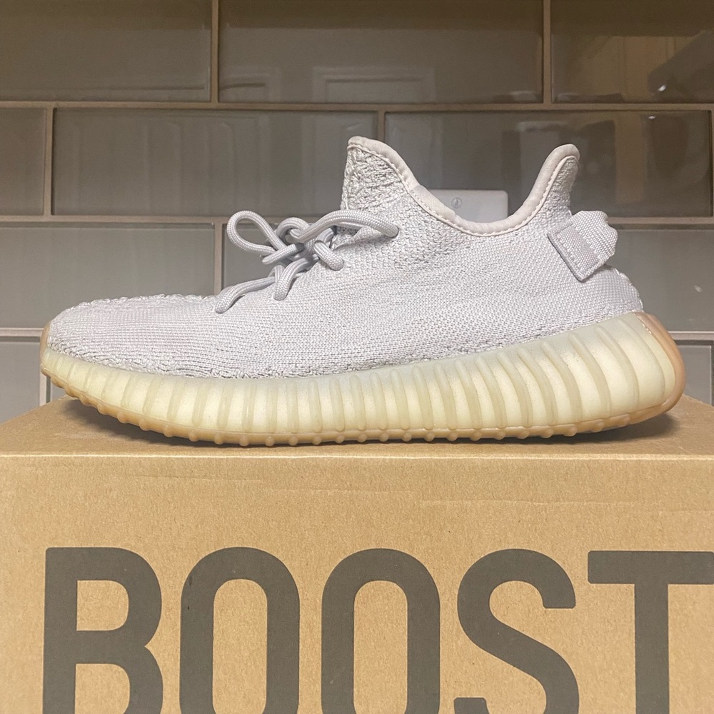 Yeezy Boost 350 V2 Sesame